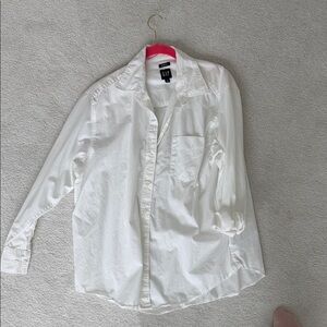 GAP women’s White “the big Shirt”